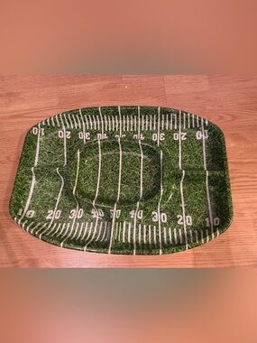 NEW Unique End Zone Football Chip/Dip Tray Green Football. Sturdy Plastic. 18”.